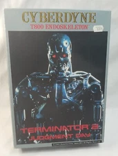 Hobby Tsukuda Model T800 Cyberdyne Silver Plated Terminator 2 Endoskeleton 1:9