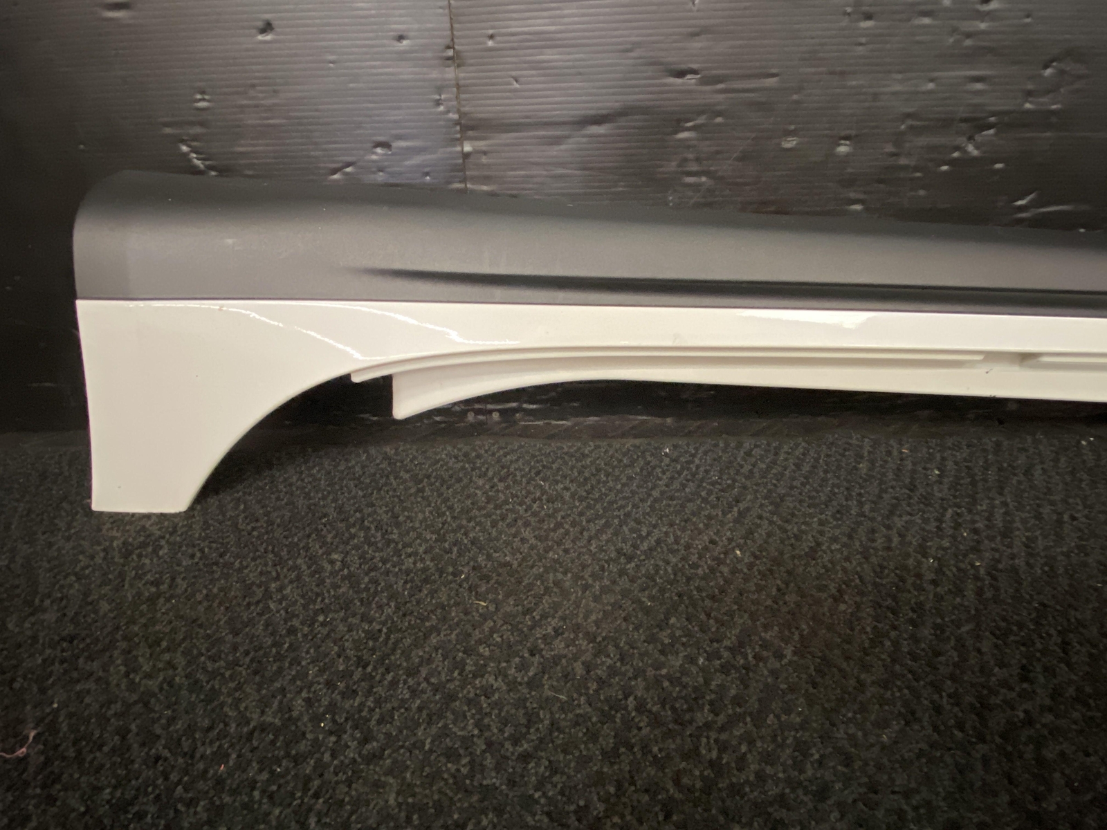 2017 MASERATI GHIBLI 3.0 DRIVER ROCKER PANEL SIDE SKIRT TRIM MOLDING WHITE BAM
