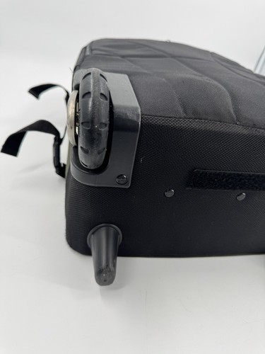 Timberland Cordura 25” Rolling Upright Wheeled Large Duffle Suitcase - Picture 7 of 12