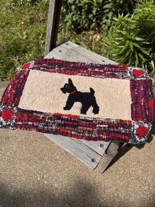 Hand Hooked Scottie Scottish Terrier Rug Dog 16 ½” X 9 ¾”