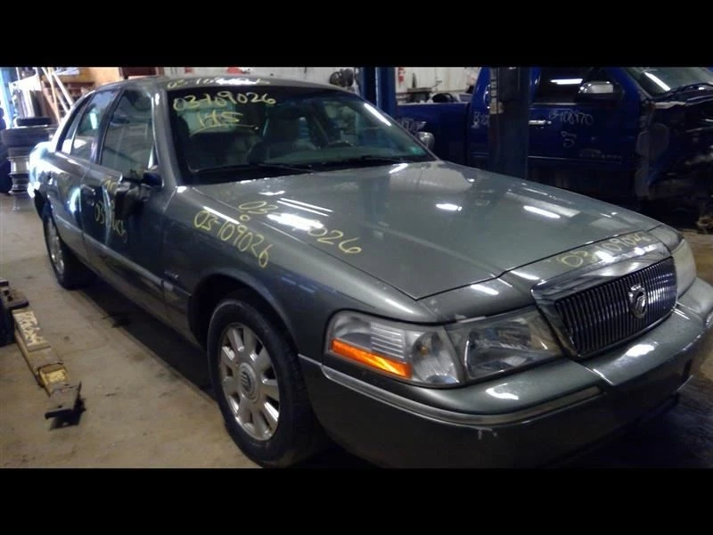 Caja de fusibles motor VIN W octavo dígito Romeo compatible 03-05 CROWN VICTORIA 10243973 Foto 2 de 4