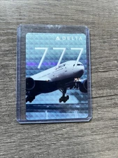 DELTA AIR LINES PILOT TRADING CARD 45 BOEING B777-200LR CARD 2016 RARE!