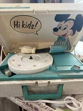 Vintage 1970's Disney Sears Mickey Mouse Record Player - Tested Working 7 Record