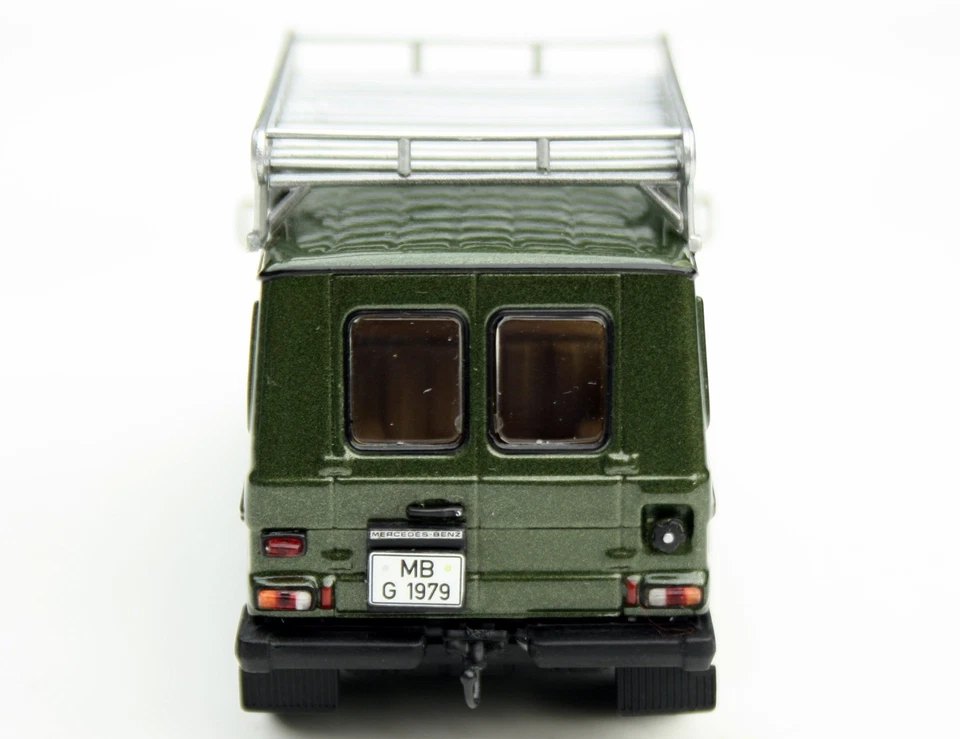 Mercedes 230 GE W460 5-türig Bj. 1979-1992, Grigio Metallico, MINICHAMPS Im M.1 - Immagine 3 di 4