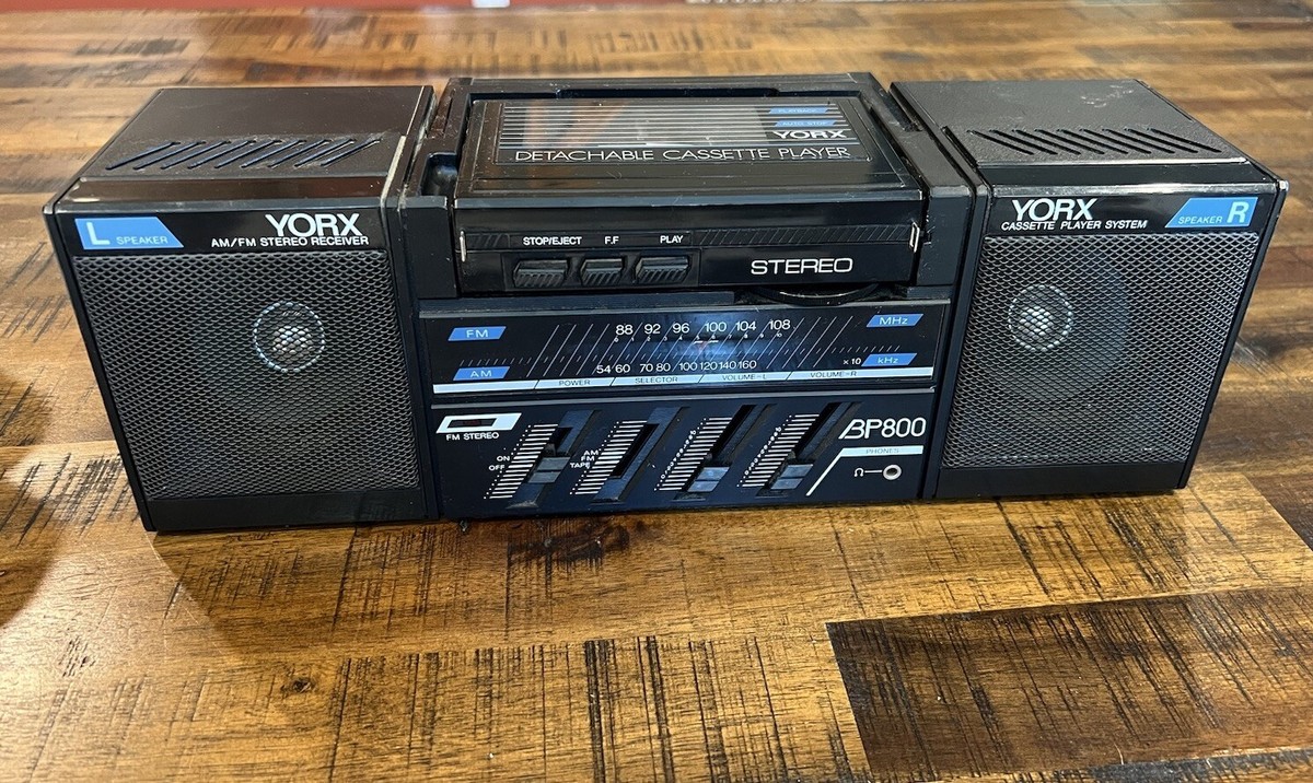 YORX BP-800 Mini Boom Box 1987 Tape Cassette Battery Operated No