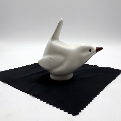 Pigeon Forge Pottery White Sparrow Bird Figurine