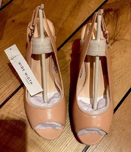 nine west wide width