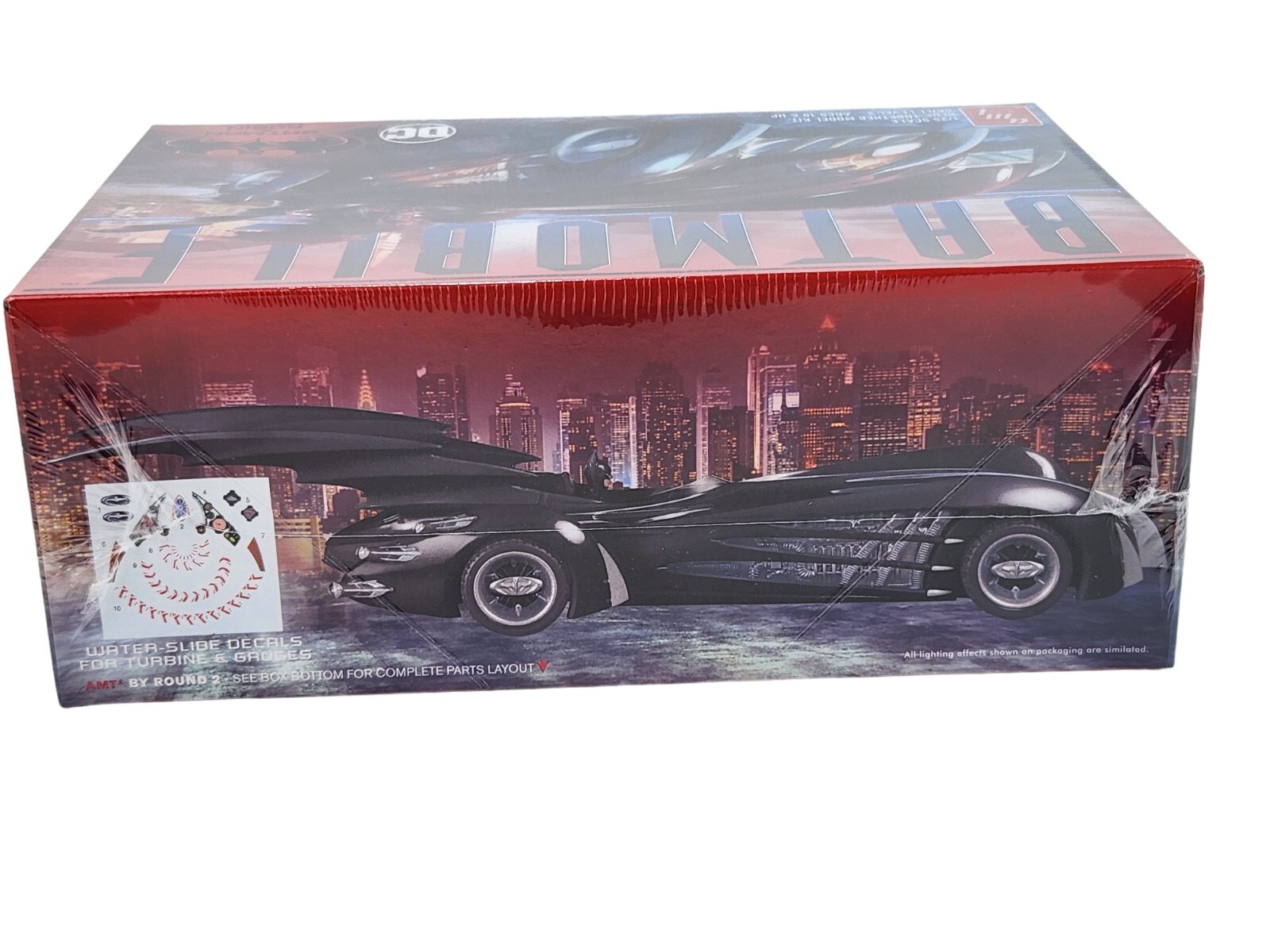 Amt Robin Model Batman & Robin 1:25 Scale Glue Together Batmobile Plastic Model Kit by ...
