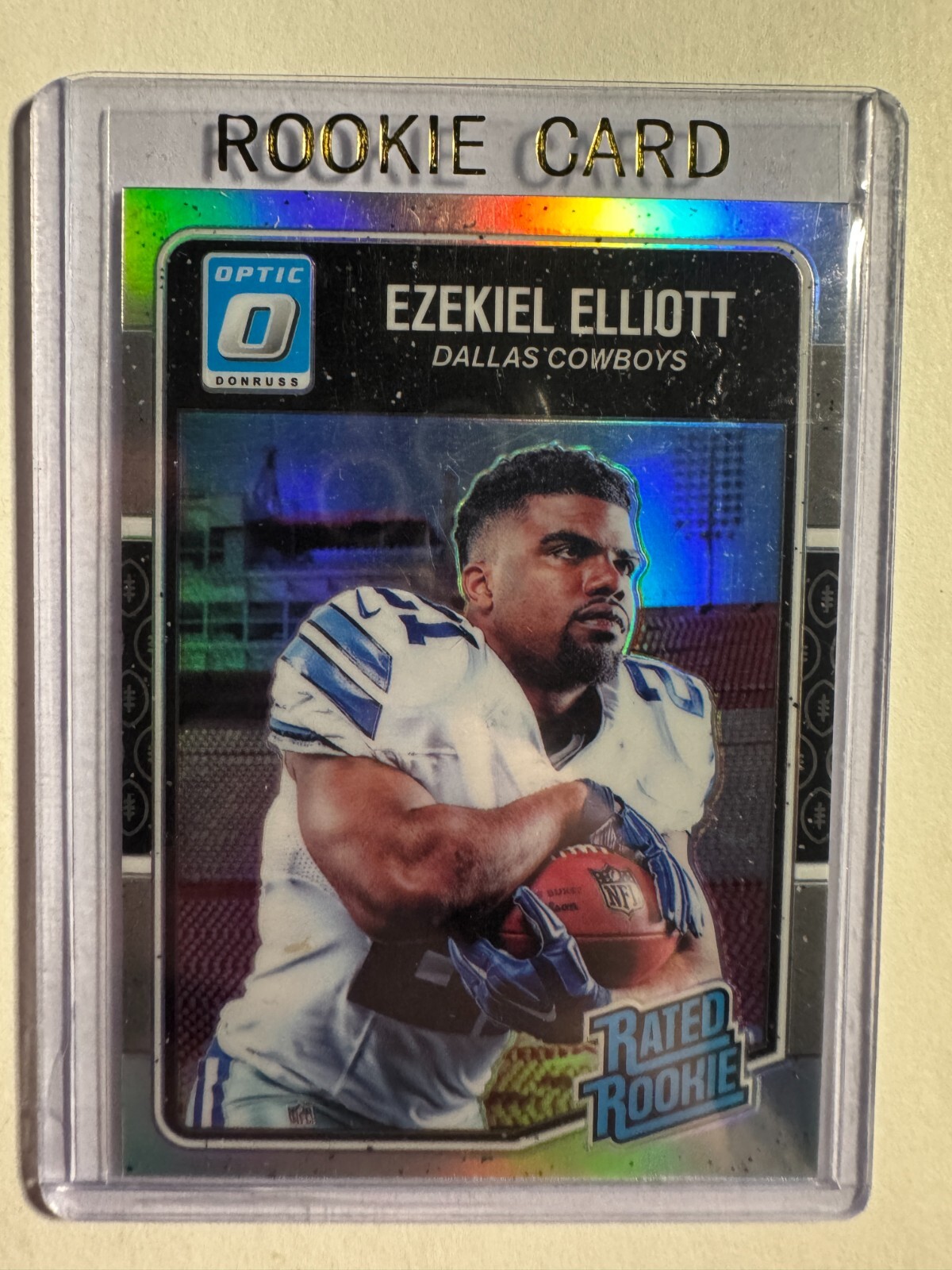 K298,541 - 2016 Donruss Optic Holo #168 Ezekiel Elliott RR