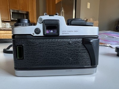 Leica R7 + Summicron-R 50mm f/2 + Lens Hood + Original Leather