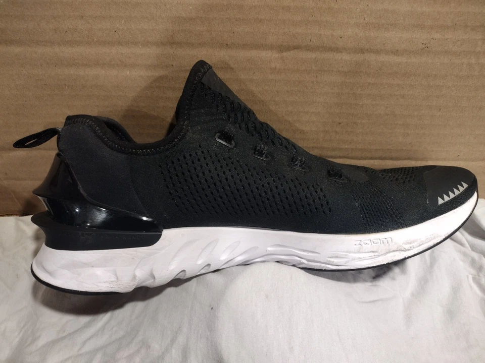 Tênis de corrida React Havoc Jordan TAMANHO 12 AR8815-001 usado preto  - Imagem 3 de 4