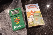 Tandy Football Vintage Electronic  Handheld Tabletop  Video game  NICE  R1#2