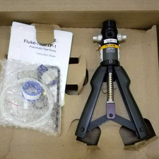 Fluke  700PTP-1  Pneumatic Test Pump 600 psi / 40 bar