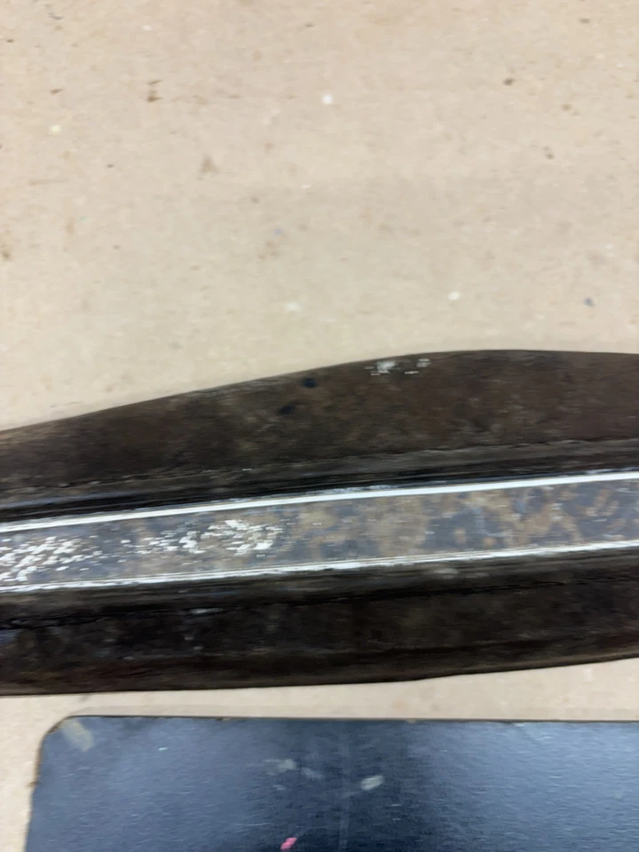 1970 1971 1972 1973 MONTE CARLO BOTÃO BUZINA DE VOLANTE PRETO MUITO SUJO FABRICANTE DE EQUIPAMENTO ORIGINAL - Imagem 3 de 4