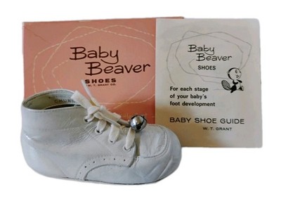 VTG ''Baby Beaver'' WT Grant & Co ''CHUBBY'' White Leather Baby Training Shoes 2 1/2