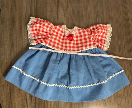 Lindo vestido a cuadros para muñeca bebé falda azul - Imagen 5 de 8