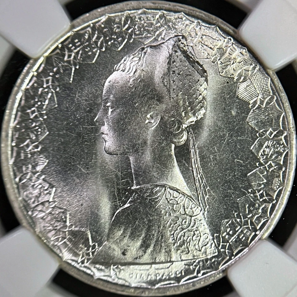ITALY. 1967, 500 Lire, Silver - NGC MS65 - Nina, Pinta, Santa Maria Ship - Image 3 of 4