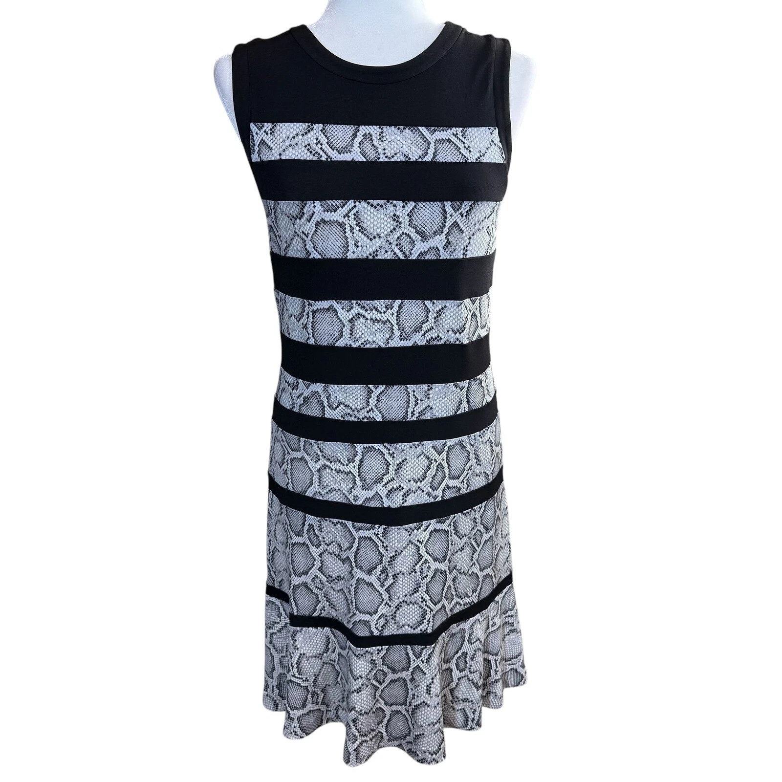 Abito Michael Kors smanicato stampa serpente righe vestibilità piccola svasato nero grigio