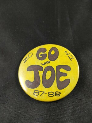 Go With Joe 1987-1988 Pinback Button Pin Yellow Brown ZC H2 Badge A Mint Vintage
