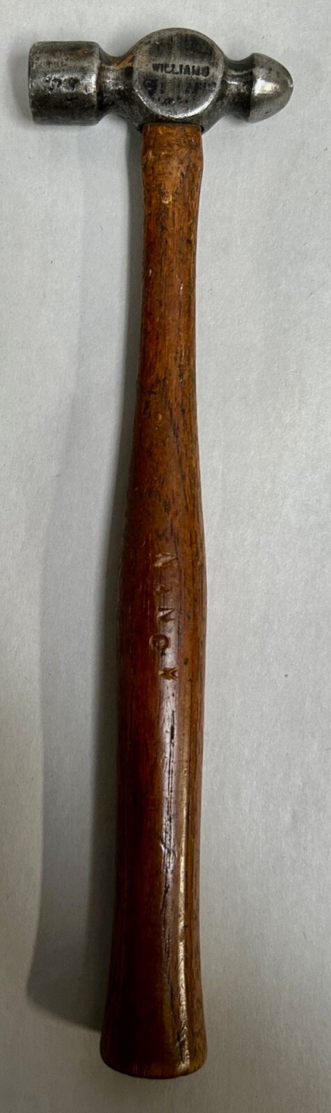 Foto 1 di 9