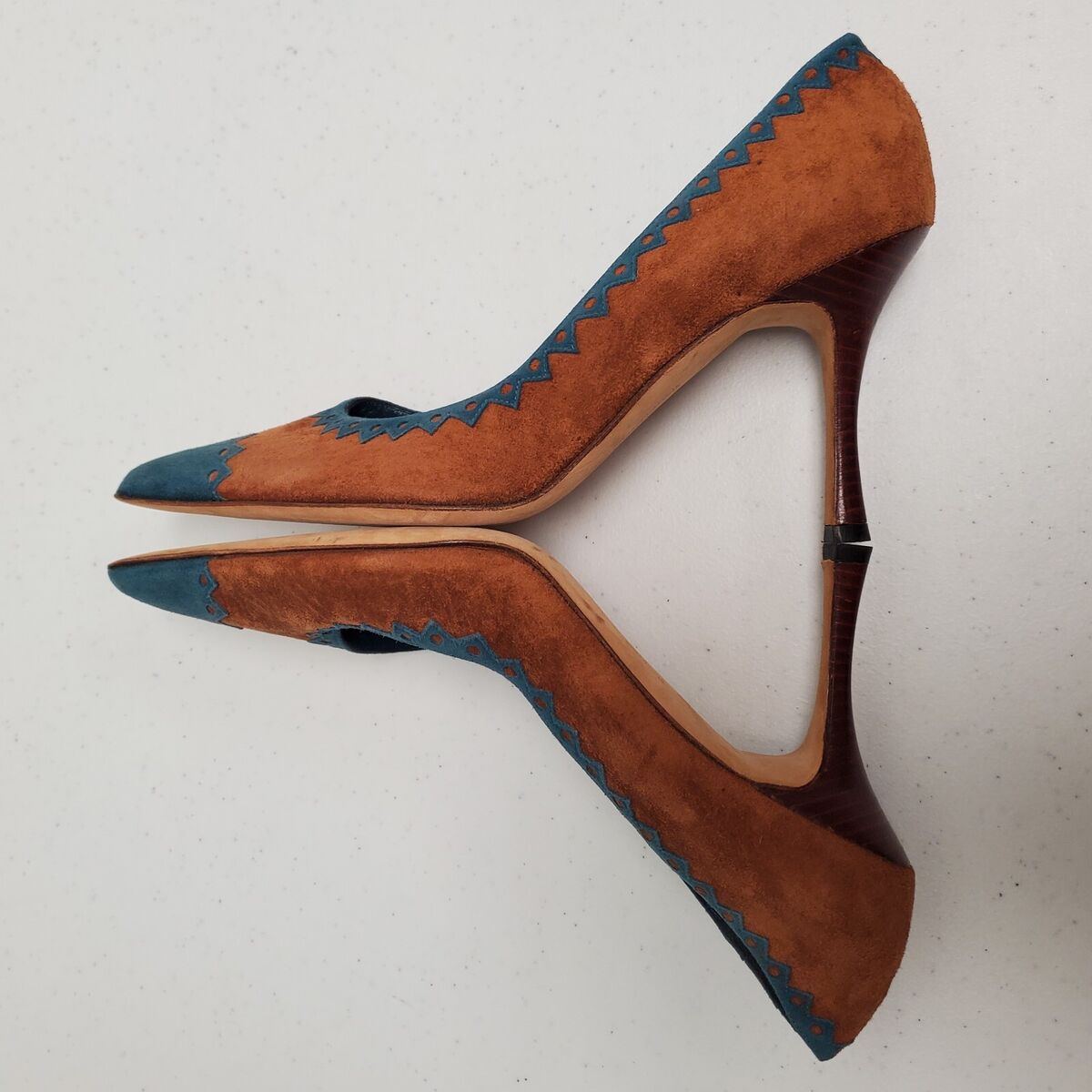 Manolo Blahnik Neiman Marcus Women Western Suede Pumps Size Manolo Blahnik Neiman Marcus Women Western Suede Pumps Size
