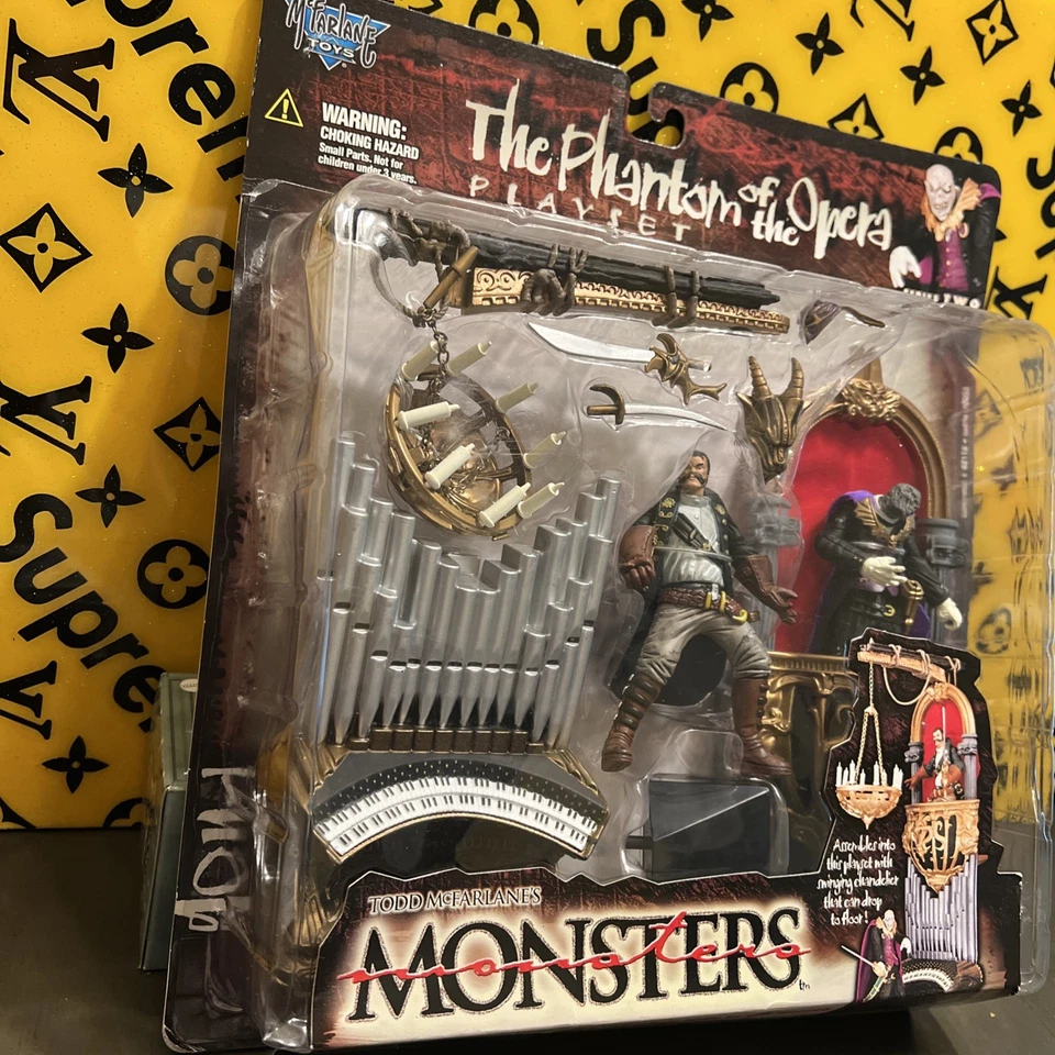 The PHANTOM OF THE OPERA Playset McFarlane MONSTERS Figure 1998 Series 2 NIP - Image 3 of 4