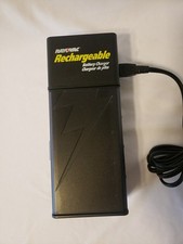 RAYOVAC Universal Battery Charger PS3 Rechargeable Alkaline NiMH AAA AA C D 9V