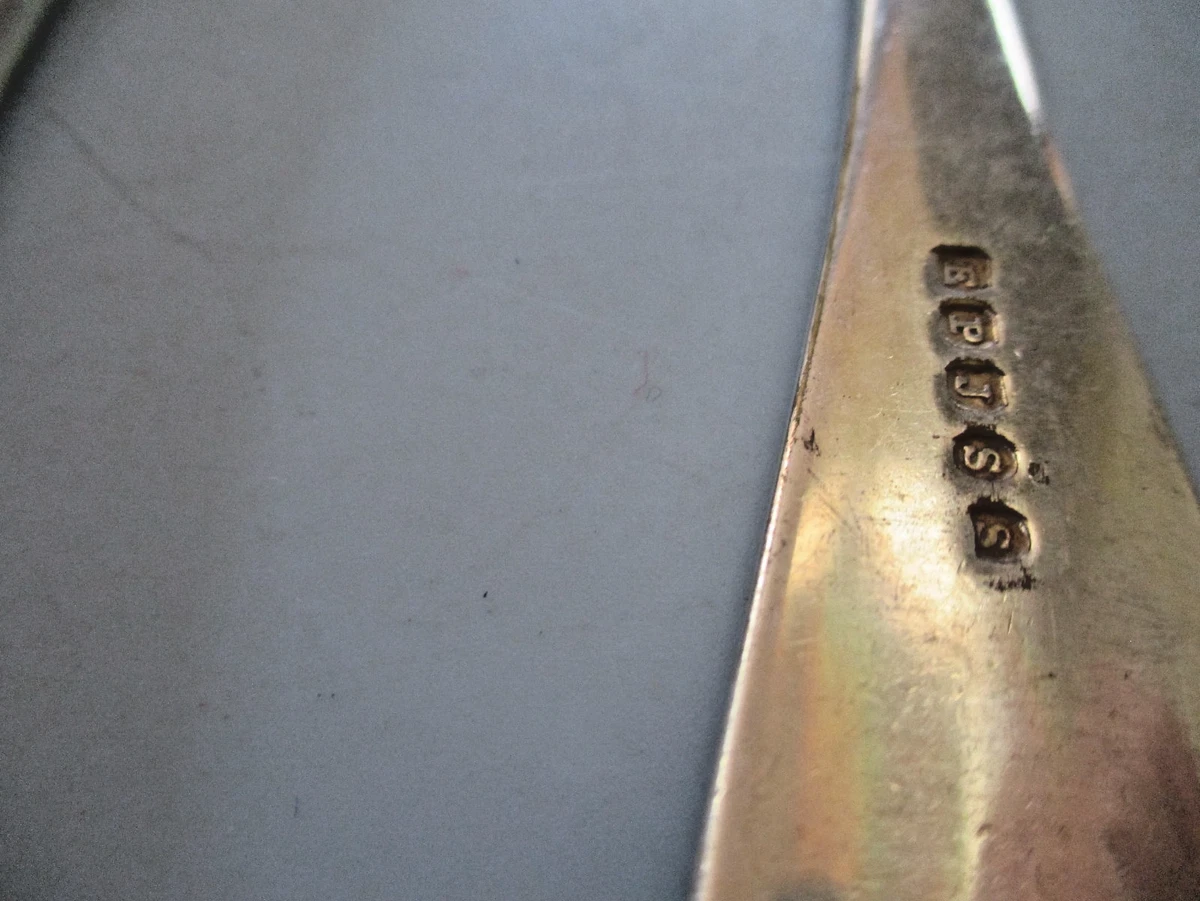 Vintage English Silver Plated Fruit Servers -Embossed  24cm
