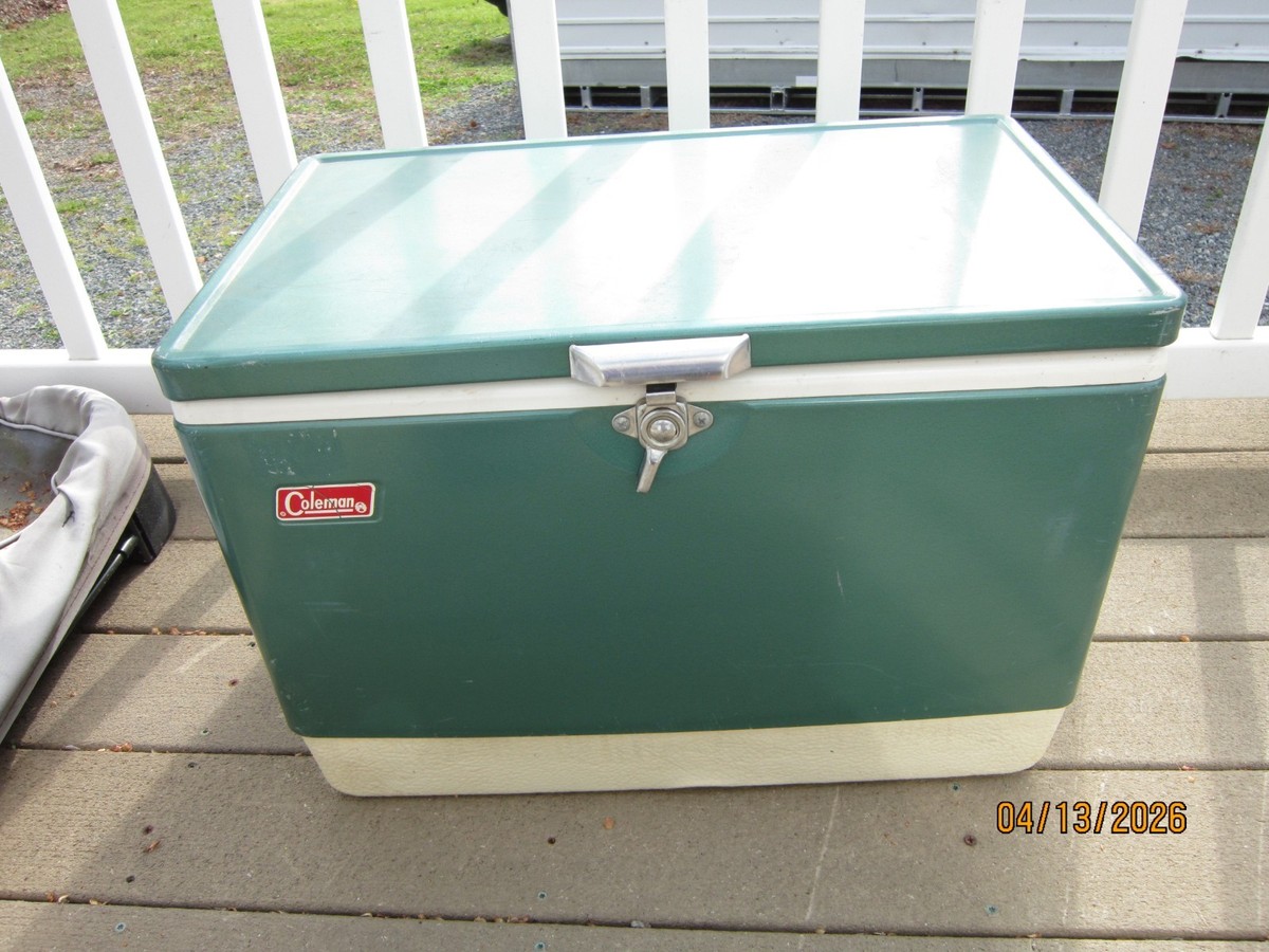 Coleman Green Metal Cooler Chest w/2 Openers VTG 70s Camping 22.5
