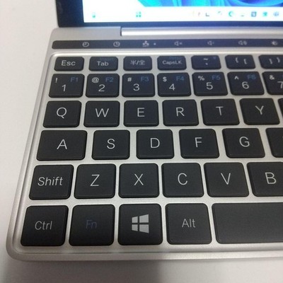 GPD Pocket 2 8GB memory SSD 128GB storage fully functional 7 inch GPD Pocket 2 8GB memory SSD 128GB storage fully functional 7 inch