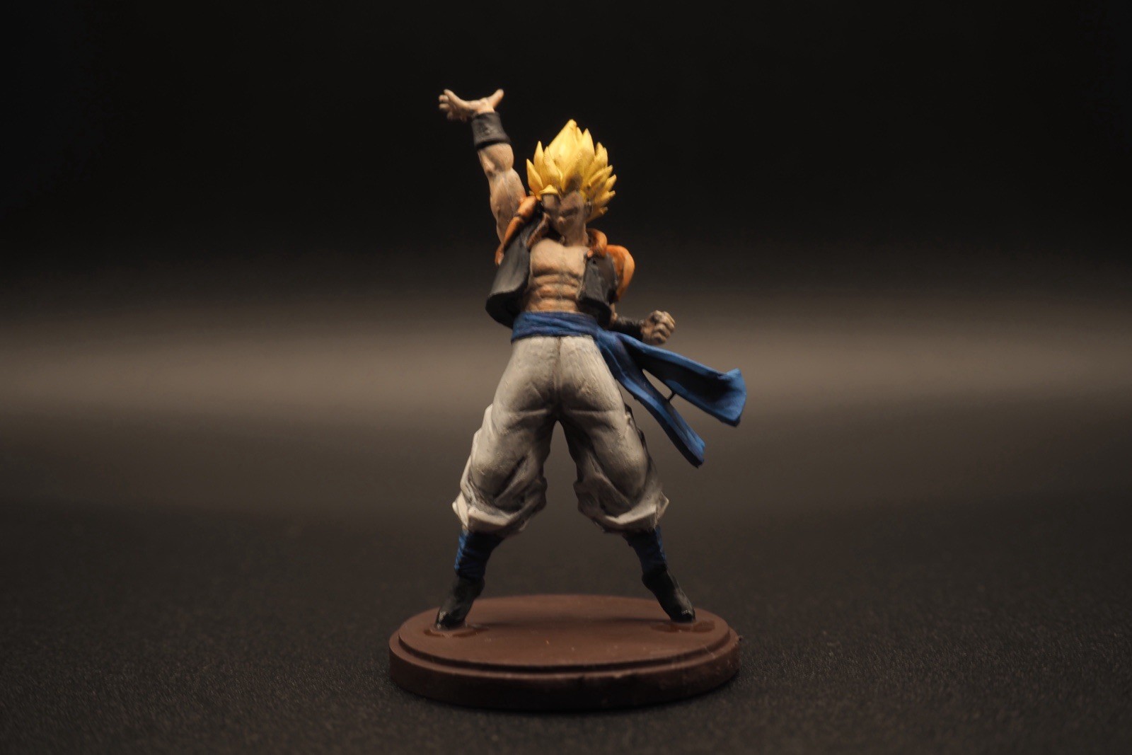 Miniatura Gogeta Super Saiyan. (44mm)