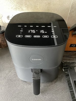 Cosori L501 4,7L Heißluftfritteuse-Schwarz (Kit mit Rezeptbuch und Spießgestell)