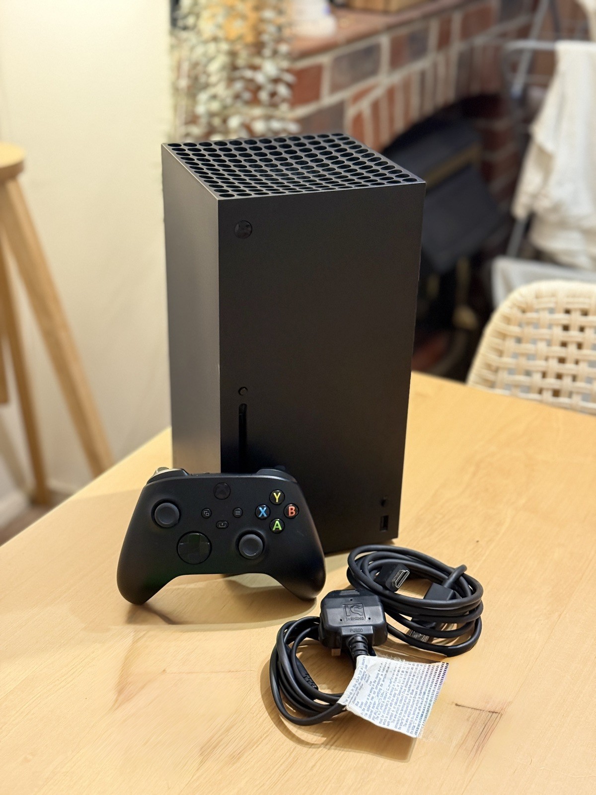 Microsoft Xbox Series X Console 1TB - great condition ✨