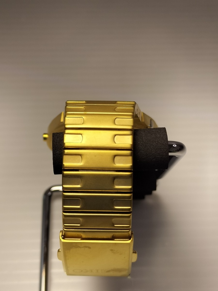 SEIKO GIUGIARO A825-00D0 Gold Limited Qz Watch w/Box, tags Wrist