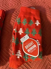 Woman's Christmas Crew Socks Size 4-10 Christmas Trees