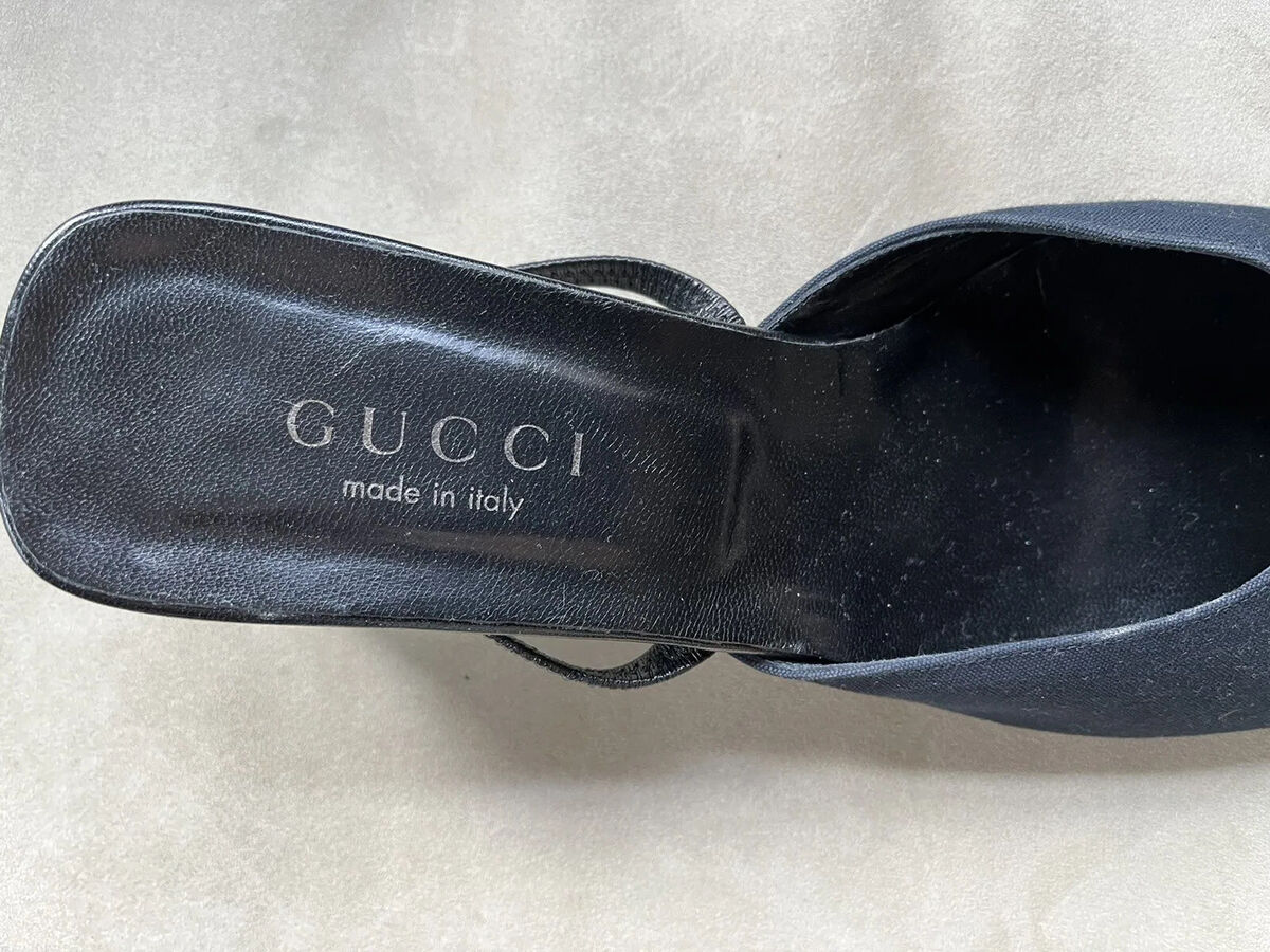 New no box - Gucci - Tom Ford 9B Vintage Lucite Blue Heels New no box - Gucci - Tom Ford 9B Vintage Lucite Blue Heels