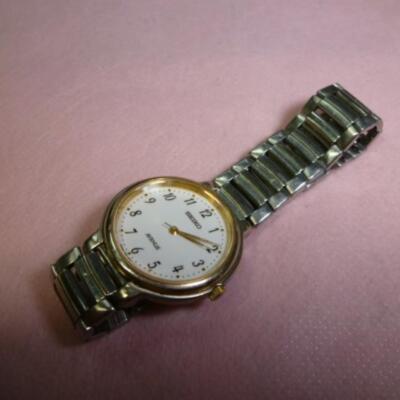 Seiko Avenue 7N01 Analog Quartz Men Watch Vintage