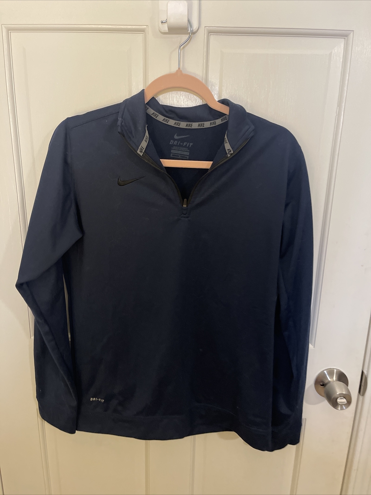 Nike Dri-FIT  Women’s 1/4 Zip Performance Pullover Medium Blue