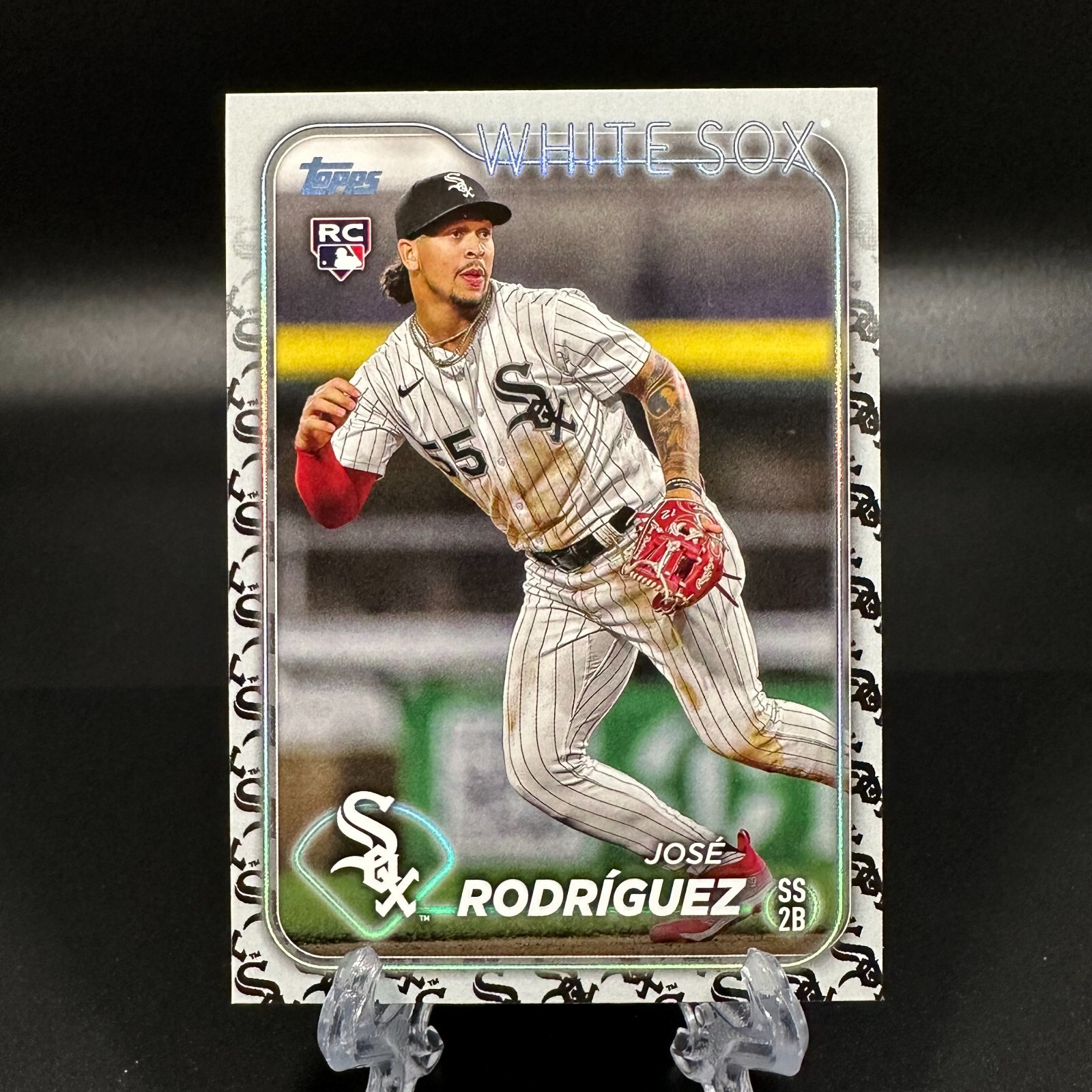 2024 Topps Series 1 Jose Rodriguez Rookie Team Color Border #86 White Sox