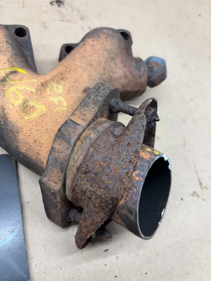 Ford 460 1987 88 91 92 1997 7,5 L EFI motor colector de escape e9te-9431 OEM 429 Foto 3 de 4