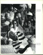 1991 Press Photo Emilio Sanchez serves during OTB Open in Schenectady, New York