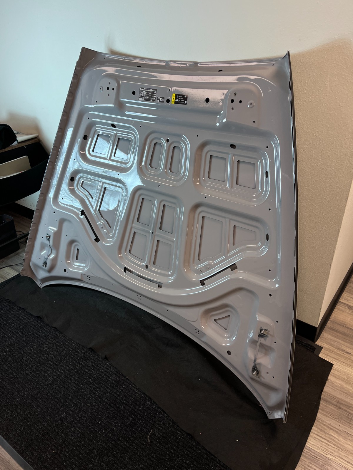 Rolls-Royce Cullinan Series II Hood - LIKE NEW P/N 41007450196