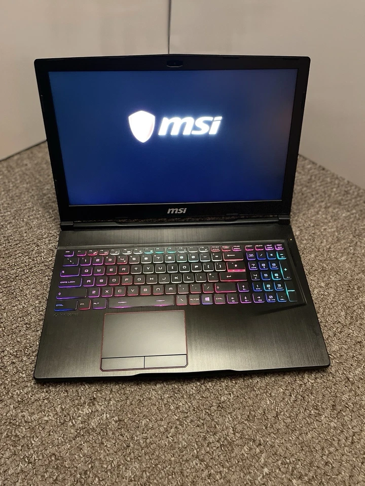 MSI GE63-7RD Gaming - 15.6'' i7 32GB 128GB SSD+1TB HDD GeForce GTX 1050Ti Win11 - Image 3 of 4