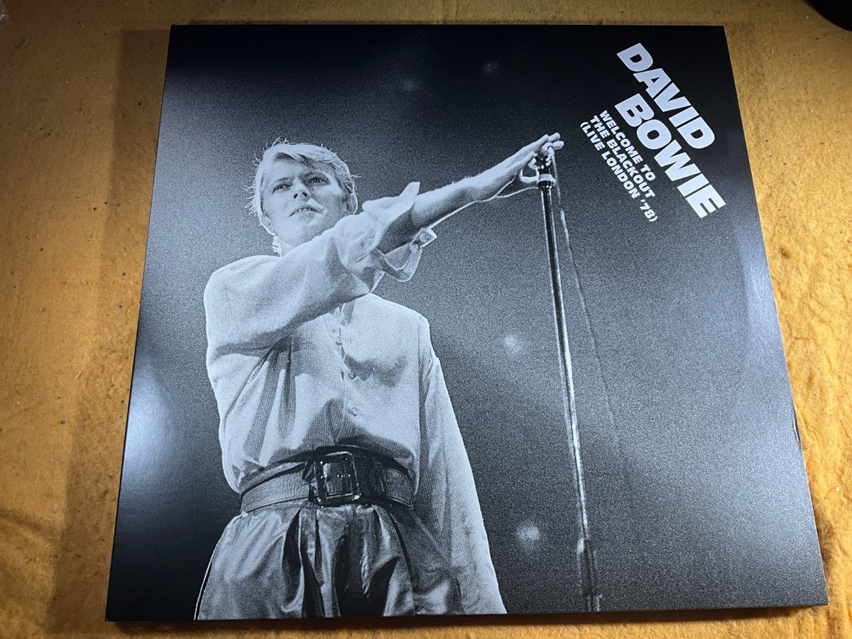 洋楽 David Bowie/Welcome to the Blackout 3LP 洋楽 David Bowie/Welcome to the Blackout 3LP Amazon.com: Welcome