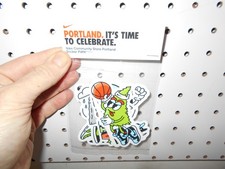 NIKE COMMUNITY STORE NEW! 5 STICKER PACK - AN...