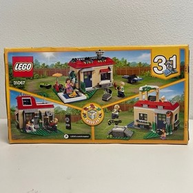 LEGO 31067 CREATOR: Modular Poolside Holiday - NEW DAMAGED BOX