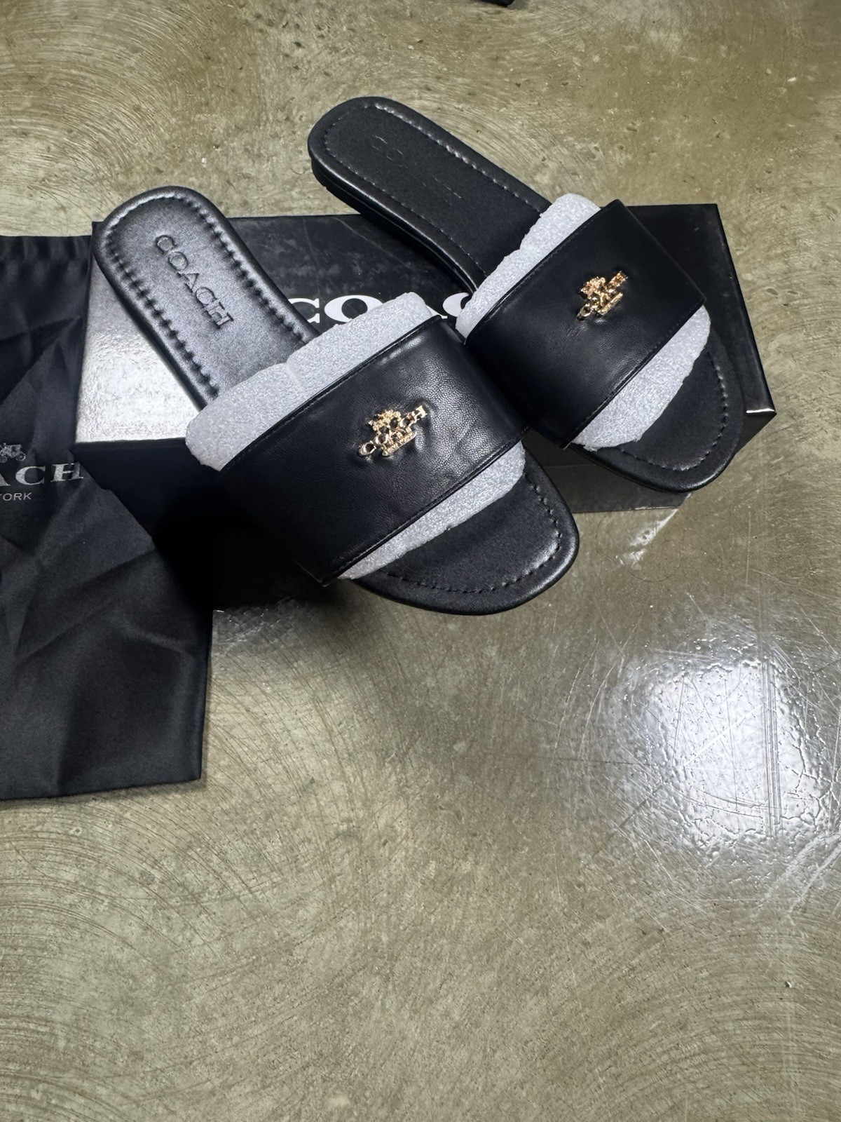 Coach Women’s Black Leather Slide Sandals Logo Slip-On US 8 EU 38