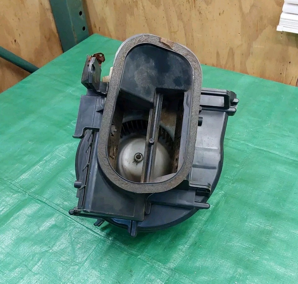 19901995 Toyota 4Runner Heater Core Blower Fan Motor HVAC Housing Box