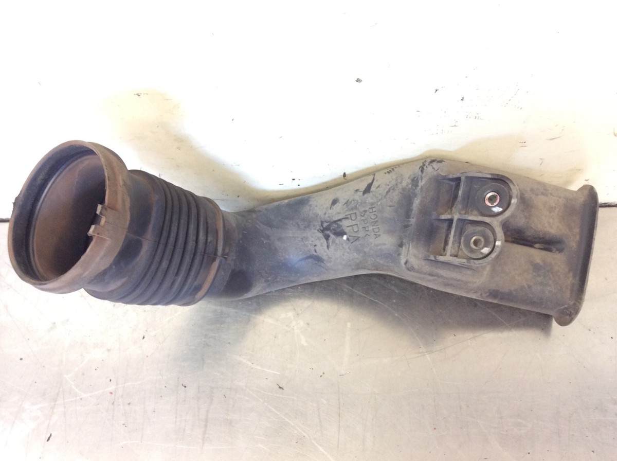 Used OEM Honda CR-V Air Intake Cleaner Filter Duct Hose Tube Set A+B – 2002-2006 – 17210-PNA-000