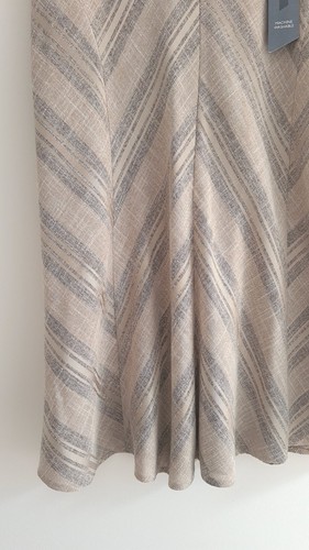 Marks & Spencer Damen Gestreift Braun Mix Midi Fit and Flare Rock - Größe 12 - Neu - Bild 6 von 11